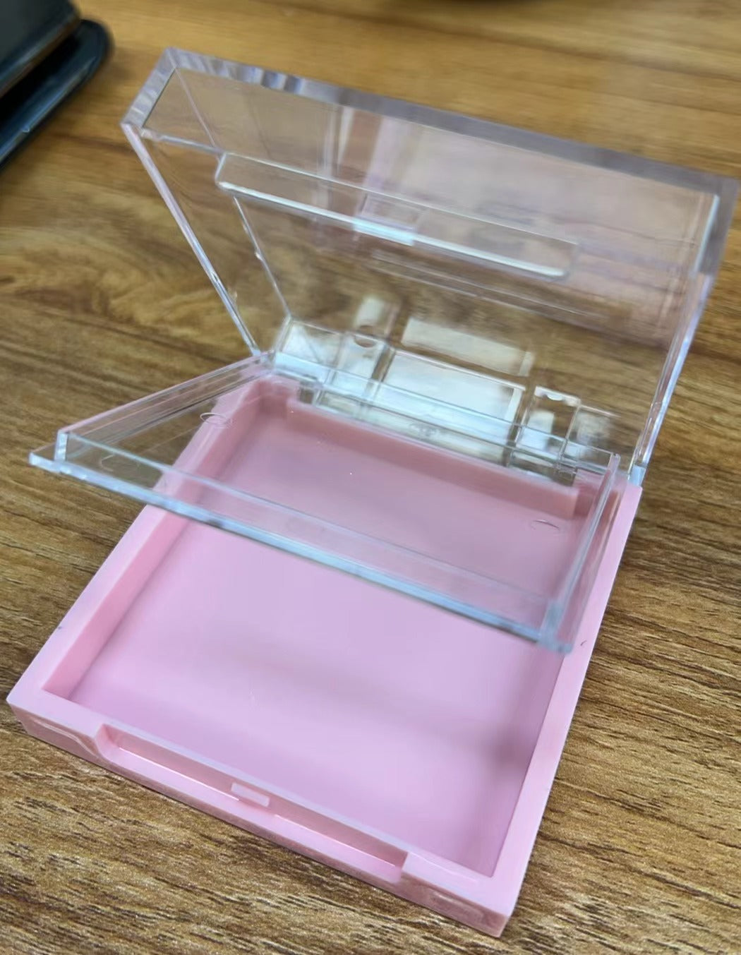 Double storage box for press-on nail